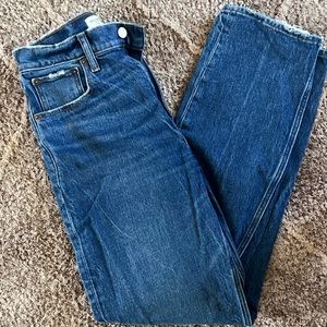 Abercrombie 90s Straight Ultra High Rise Jeans size 26